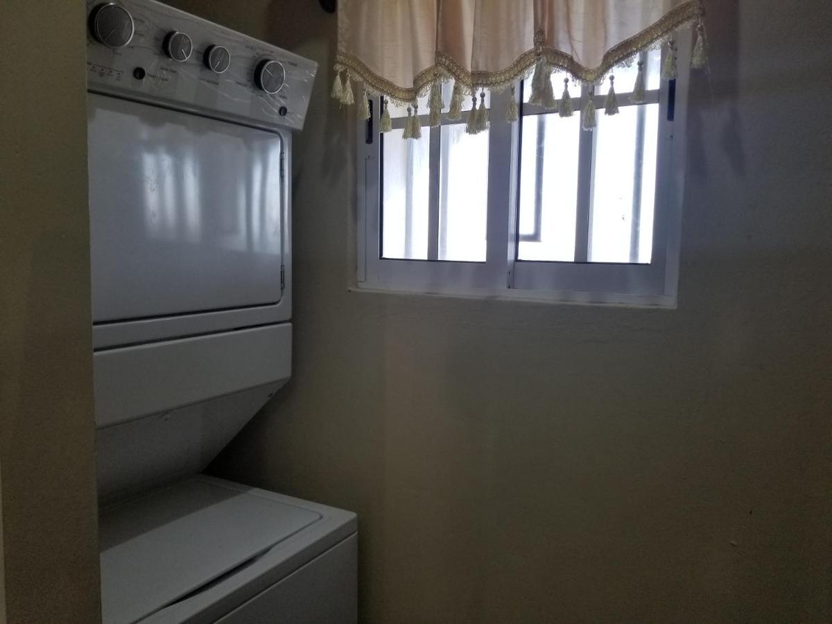 Royal View Apartment Plus Белиз-Сити Экстерьер фото